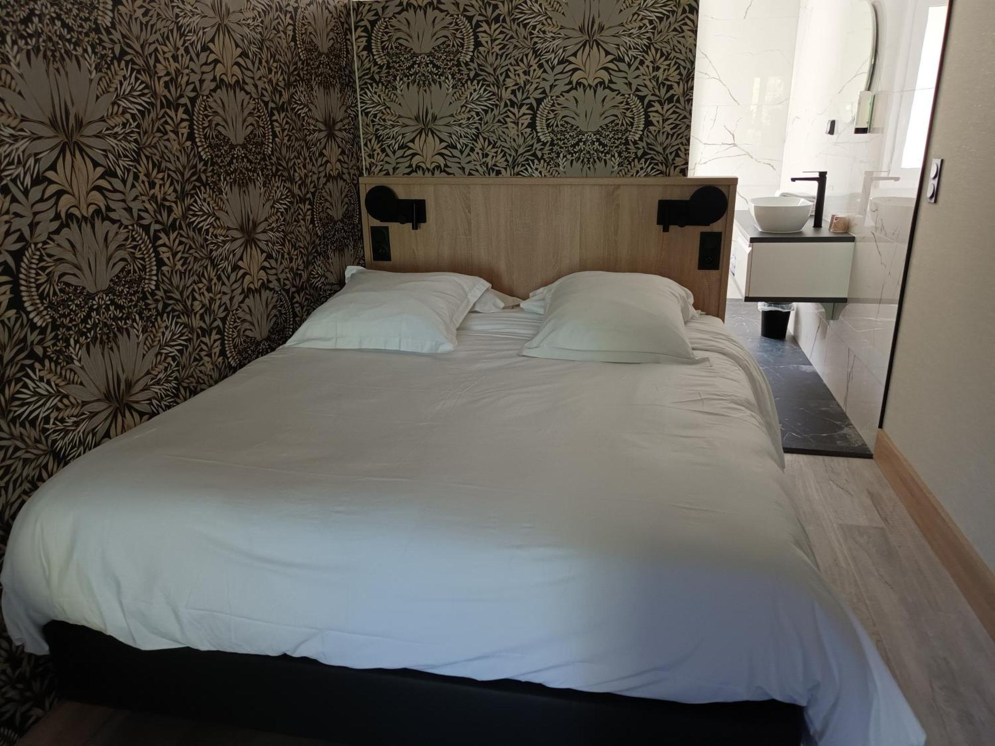 Hotel-Restaurant Logis L'Aubrac Laguiole Kültér fotó